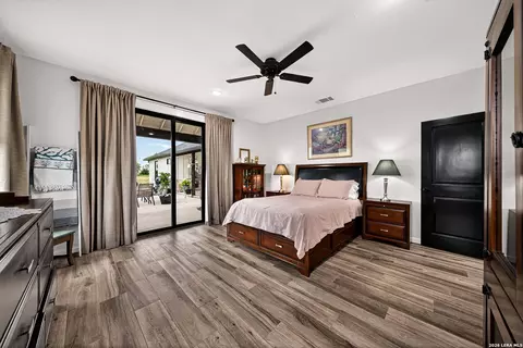 Bedroom - 965 County Road 7611, Devine, TX 78016 photo 3 of 5