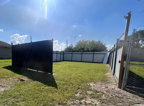 2846 Liberty Rd, Houston, TX 77026