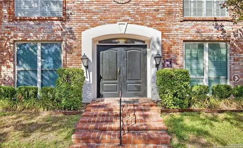 7500 Callaghan Rd #152, San Antonio, TX 78229