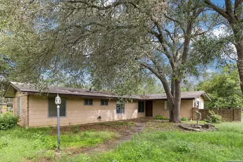 6647 Stonykirk Rd, San Antonio, TX 78240