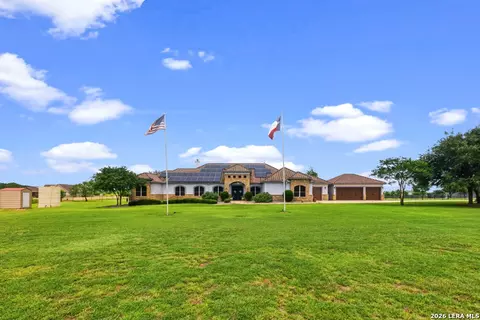 2101 Oak Valley Dr, New Braunfels, TX 78132