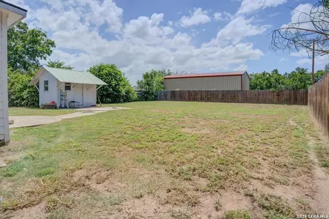 Exterior - 303 Lee Dr, Devine, TX 78016 photo 6 of 6