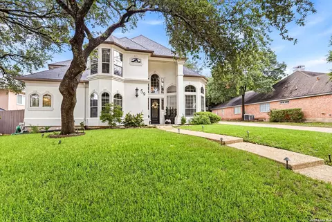 59 S Inwood Heights Dr, San Antonio, TX 78248