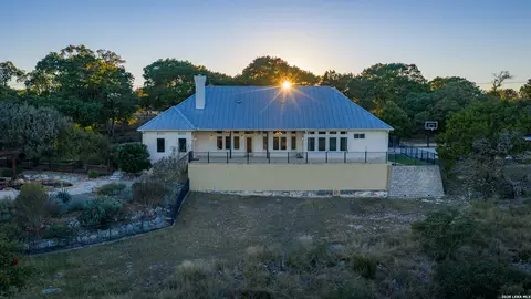Exterior - 326 River Valley Rd, Ingram, TX 78025 photo 4 of 16