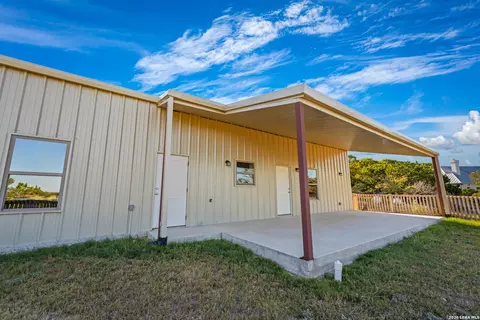 Exterior - 326 River Valley Rd, Ingram, TX 78025 photo 15 of 16