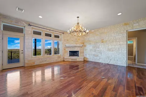 Living - 326 River Valley Rd, Ingram, TX 78025 photo 2 of 4