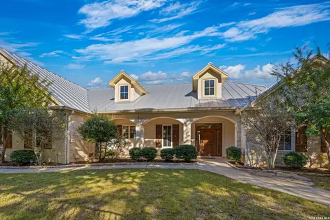 326 River Valley Rd, Ingram, TX 78025