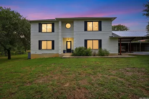 302 Whispering Oaks, Adkins, TX 78101