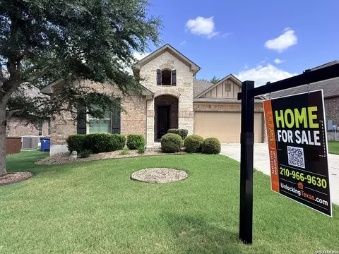 462 Pecan Mdws, New Braunfels, TX 78130