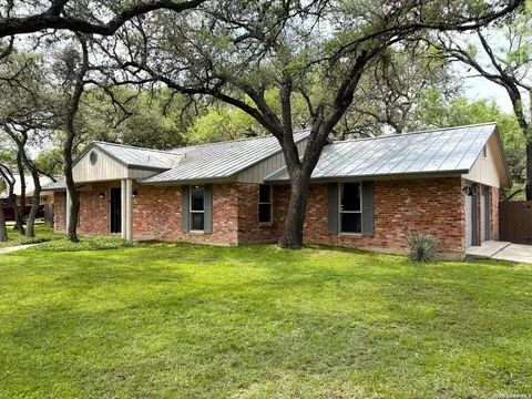 903 Fabulous Dr, San Antonio, TX 78213