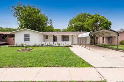 7830 Bronco Ln, San Antonio, TX 78227