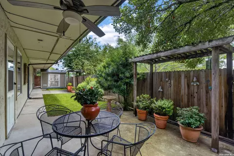 7834 Broadway #403 D, San Antonio, TX 78209