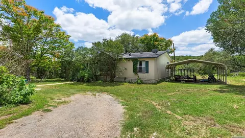 164 Oak Cv, San Marcos, TX 78666