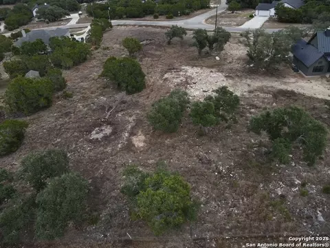 160 Restless Wind, Spring Branch, TX 78070 photo 3