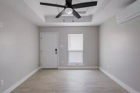 Living - 221 Dub Dr, Eagle Pass, TX 78852 photo 4 of 4
