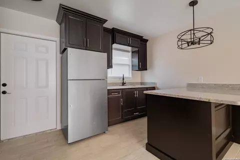 Kitchen - 221 Dub Dr, Eagle Pass, TX 78852 photo 2 of 4