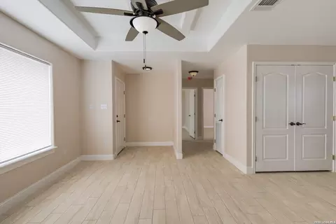 Entry Way - 221 Dub Dr, Eagle Pass, TX 78852 photo 1 of 3