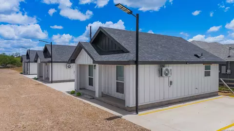 Exterior - 221 Dub Dr, Eagle Pass, TX 78852 photo 6 of 6