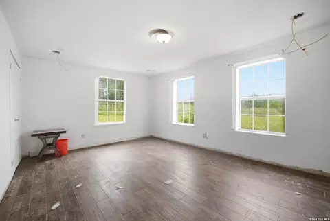 Other - 909 County Road 669, Devine, TX 78016 photo 8 of 9