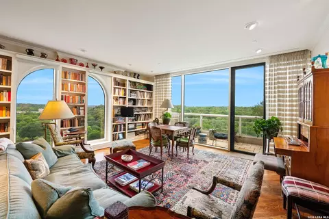 200 Patterson Ave #900, San Antonio, TX 78209