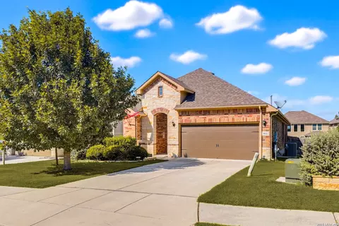 911 Highland Vis, New Braunfels, TX 78130