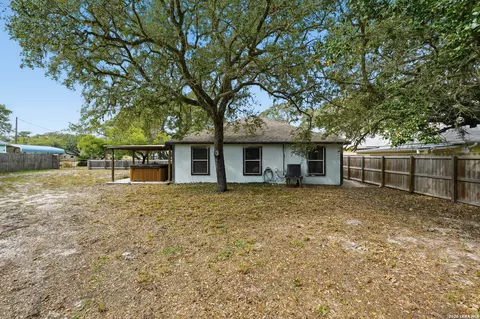 Exterior - 514 N 6th St, Fulton, TX 78358 photo 5 of 11