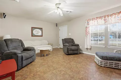 Living - 514 N 6th St, Fulton, TX 78358 photo 1 of 3