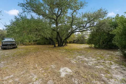 Exterior - 514 N 6th St, Fulton, TX 78358 photo 4 of 11
