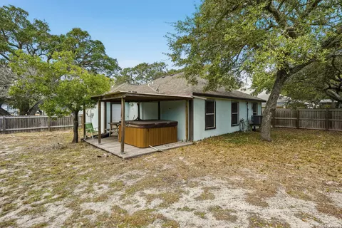 Exterior - 514 N 6th St, Fulton, TX 78358 photo 8 of 11
