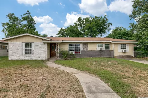 518 Hillwood, San Antonio, TX 78213