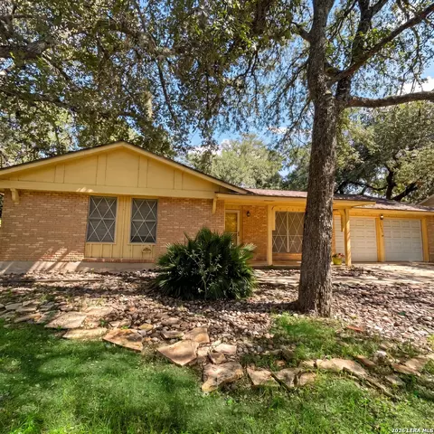 1255 Cibolo Trl, Universal City, TX 78148