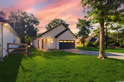 24682 Wicklow St, Hempstead, TX 77445