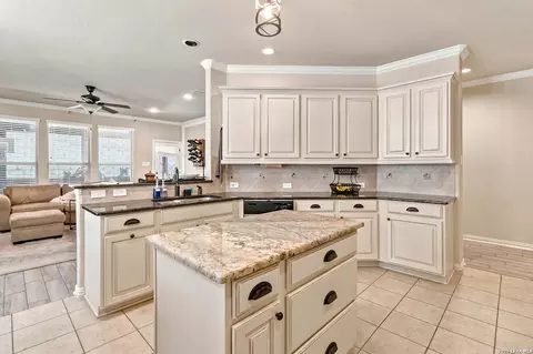 24618 Glass Cyn, San Antonio, TX 78260