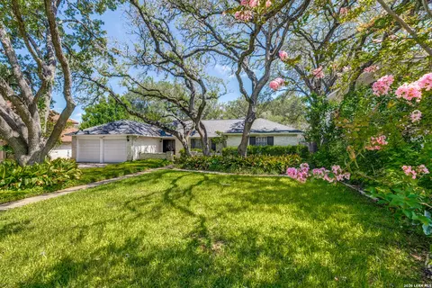 10911 Whispering Wind St, San Antonio, TX 78230