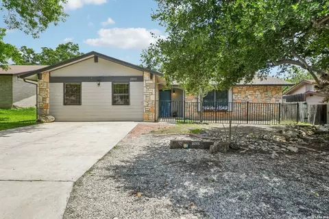 10331 Granary St, San Antonio, TX 78245