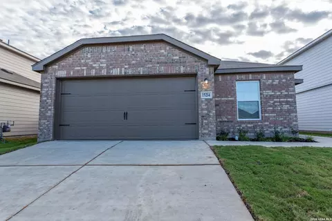 15214 NE Harbor La Ne Harbor Lndg, Von Ormy, TX 78073