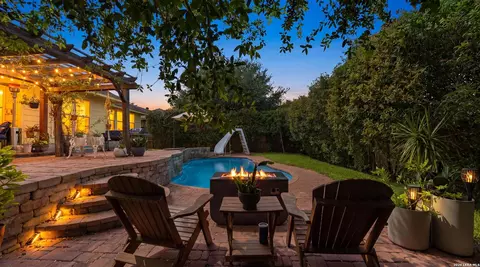2219 Garden Sun Pl, New Braunfels, TX 78130
