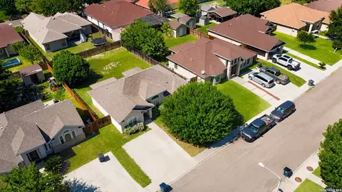 227 Paso Caballero, Eagle Pass, TX 78852