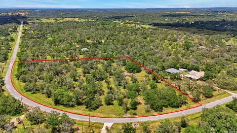1440 Clear Lake Loop, Poteet, TX 78065