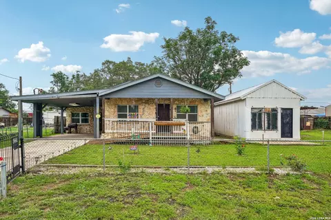 4229 4225 Mansion, Von Ormy, TX 78073