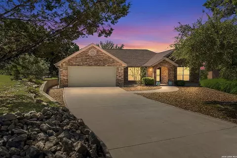 145 Schlamp Bay, Canyon Lake, TX 78133