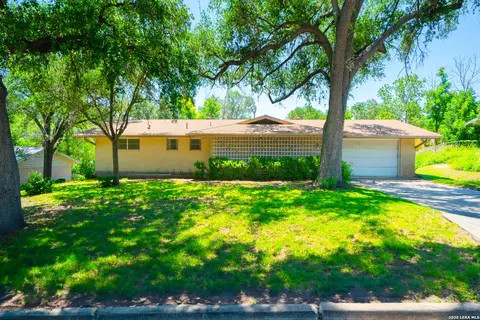 6614 Moss Oak, San Antonio, TX 78229