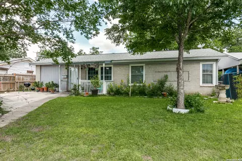 431 Kopplow, San Antonio, TX 78221