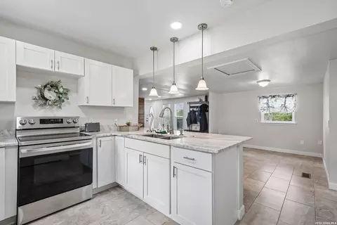 974 S Addison, San Antonio, TX 78264