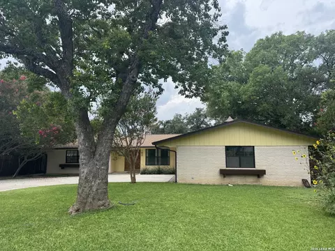 153 Trillium Ln, Castle Hills, TX 78213