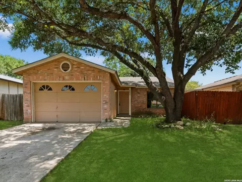 6807 Celes Meadow Dr, Converse, TX 78109