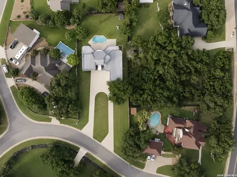 910 Silent Holw, San Antonio, TX 78260