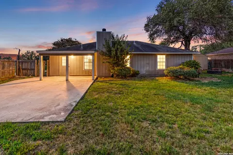 Other - 302 Bain Dr, Devine, TX 78016 photo 3 of 6