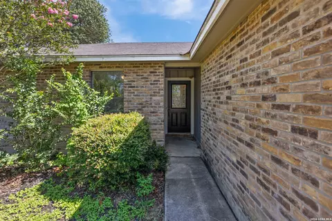 Other - 302 Bain Dr, Devine, TX 78016 photo 2 of 6