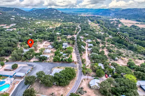 View/Area - 100 Pineview, Concan, TX 78838 photo 8 of 11